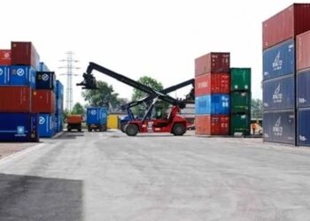 حمل ریلی غلات از مازندران به بندر خشک پیشگامان یزد از سرگرفته شد