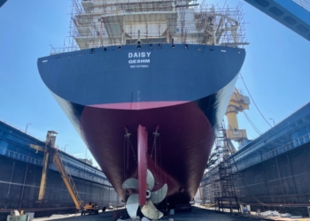 ضرورت برنامه‌ریزی فوری برای نوسازی ناوگان دریایی/ خطر توقیف فنی برای ناوگان پیر