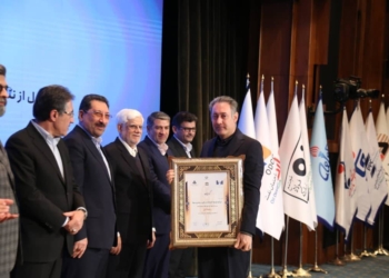 کسب رتبه اول