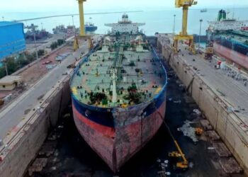 گام های استوار دولت چهاردهم برای رونق صنعت کَشتی سازی در مازندران