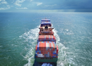 بلاتکلیفی صنعت کشتیرانی جهان با اجرای تعرفه‌های جدید