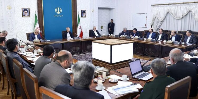 مشاوران بین المللی مجرب برای تهیه نقشه جامع توسعه دریامحور از سوی وزارت راه معرفی شوند