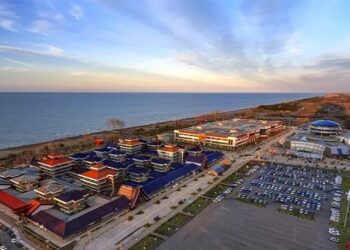 منطقه آزاد انزلی ؛ کانون تجارت و گردشگری در کریدور بین‌ المللی شمال