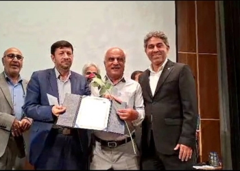 تجلیل مدیرکل بنادر و دریانوردی از از مقام معلم