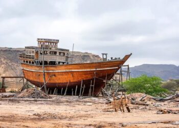 پیش نویس مصوبه «حراست از ساخت لنج‌ های چوبی» تهیه می‌ شود