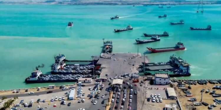ترابری مسافران دریایی در بنادر قشم ۱۸.۴ درصد افزایش پیدا کرد