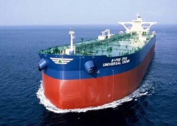 ترس نفتکش‌ ها از ورود به تنگهٔ هرمز