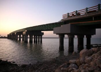 جاده دسترسی به جزیره نگین 96 درصد پیشرفت فیزیکی دارد