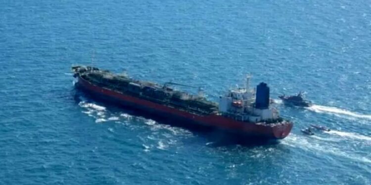 حادثه برای ۳ نفتکش در بندر خور فکان امارات