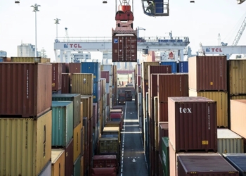 توافق آمریکا و اروپا بر سر تعرفه‌های صفر تا ۱۵ درصدی