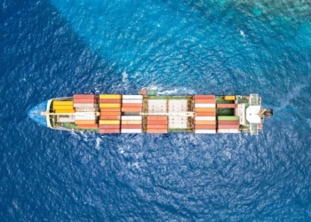 رشد ۳۰۰ میلیارد دلاری تجارت جهانی در نیمه اول سال ۲۰۲۵