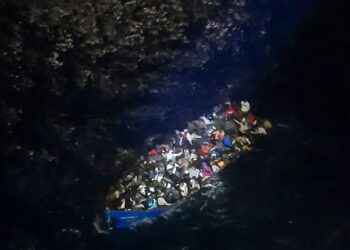 شناور کشتیرانی ایران ده‌ ها پناهجوی سودانی را از مرگ نجات داد