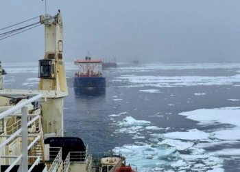 وابستگی آمریکا به یخ‌شکن‌های روسیه در آلاسکا