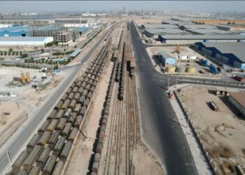 آغاز عملیات اجرایی بزرگ ترین پروژه ریلی بنادر کشور