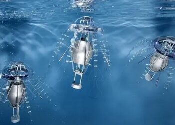 بهره گیری از ربات در سواحل شمالی کشور برای نجات افراد غرق شده/ استفاده از فناوری های جدید برای امداد و نجات