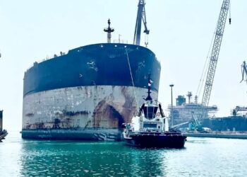 سپردن نفتکش غول پیکر به ایزوایکو، نشان از نماد اقتدار ایرانی در عرصه بین المللی است