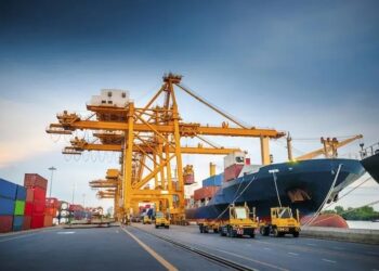 کرین‌ های کشتی؛ ستون فقرات ایمنی و بهره‌ وری عملیات بندری