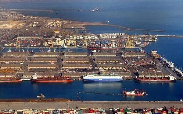 بندر جای انبار نیست، جای گذر بار است