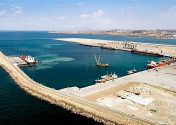 لازمه توسعه اقتصاد دریا ایجاد تعادل میان حفظ اکوسیستم است