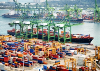 کاهش نرخ‌های لحظه‌ای کانتینر در مسیر‌های اصلی شرق به غرب