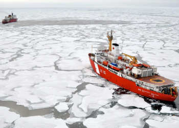 کشتی‌های یخ‌شکن و نظم ژئوپلیتیکی شمالگان