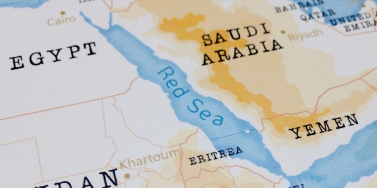 افزایش ظرفیت ناوگان کانتینری با آزاد شدن ترانزیت کشتی‌ها در دریای سرخ