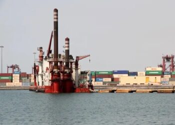 انجام ۷۰ میلیون متر مکعب لایروبی از بنادر کشور