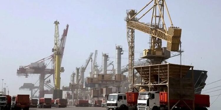 بازبینی طرح‌ های توسعه ساحلی با عقب‌ نشینی آب خزر