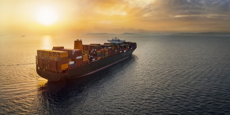 بهبود قابلیت اطمینان برنامه‌های ناوگان جهانی کانتینری