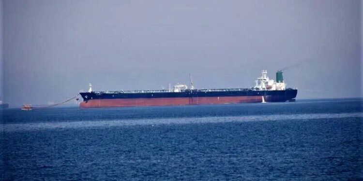 خدمه کشتی توقیف شده در سلامت کامل هستند