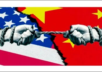 دریاها میدان جنگ جدید چین و آمریکا / شرق آسیا پرچم‌ دار ناوگان جهانی شد