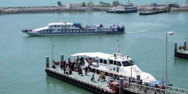 رشد ۱۴ درصدی سفرهای دریایی از بنادر غرب هرمزگان به امارات