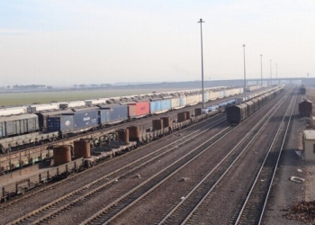 نخستین قطار روسی با ۶۰ کانتینر از مسیر مسکو وارد بندر خشک تهران شد