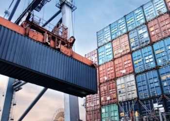 نوسان شدید کرایه کانتینری در آستانه جهش نرخ‌های نوامبر