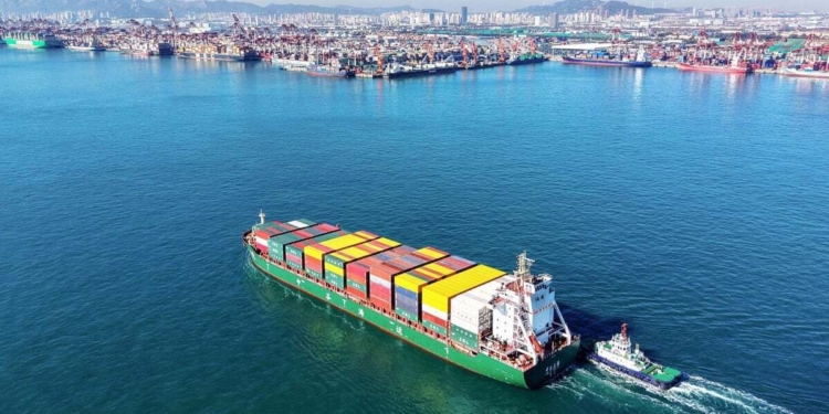 چین قانون جامع جدیدی برای تقویت صنعت کشتیرانی تصویب کرد