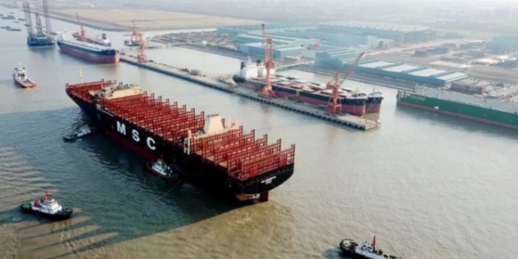 تاییدیه DNV برای بزرگترین کشتی کانتینری آمونیاکی جهان صادر شد