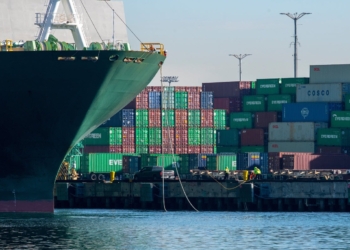 تلاطم و امید صنعت کشتیرانی جهانی در آستانه ۲۰۲۶