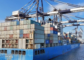 مازاد تجاری چین از بازار آمریکا از مرز یک تریلیون دلار عبور کرد