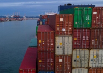 کاهش ۶۰ درصدی ترافیک کشتی‌ها در کانال سوئز