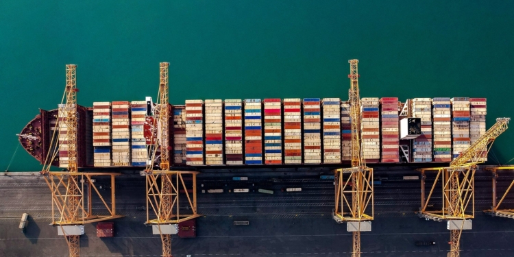 گروه کشتیرانی جمهوری اسلامی ایران شرکت حمل و نقلی برتر کشور شناخته شد