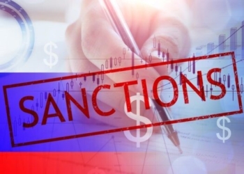 انتقال ۳۵ درصد از نفت تحریمی روسیه به اتحادیه اروپا در ژانویه ۲۰۲۶