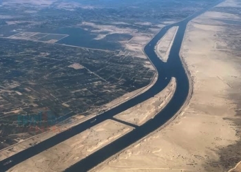 روند تردد کشتی‌ها از کانال سوئز همچنان نزولی است