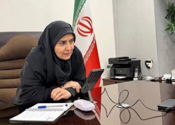 دستور وزیر راه برای تسریع انتقال کالاهای اساسی از بنادر به پس‌ کرانه‌ ها