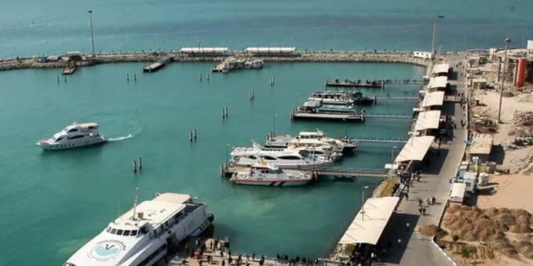 رفع رسوب کالا در بنادر بوشهر با ویرایش ۲۲۰۰ تعرفه