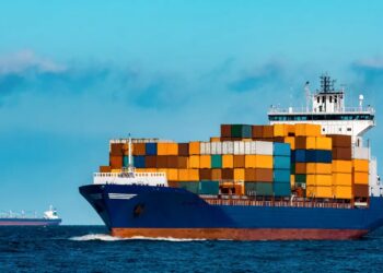 لغو پوشش بیمه کشتی‌ ها در خلیج فارس/بیمه‌ گران نرخ‌ ها را تا 50 درصد افزایش دادند