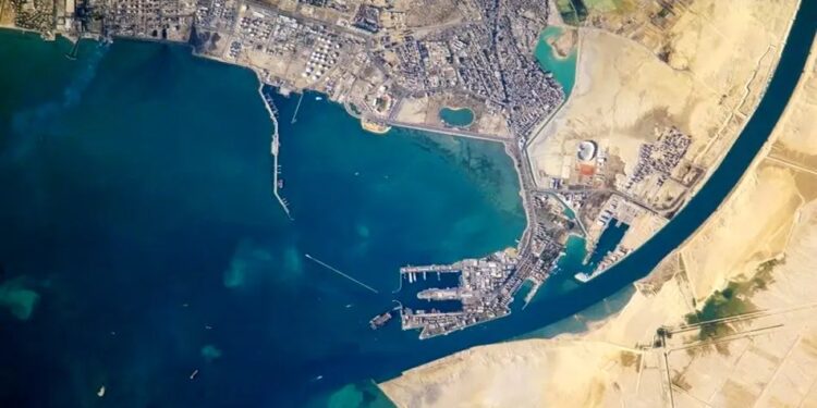 پاناما و مصر و ترکیه چقدر از طریق عوارض تنگه پول کسب می کنند؟