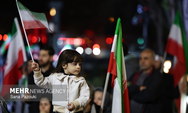تلاشهای یک کنشگر موسیقی در جنگ؛ «مشکی پوش» سنگ تمام گذاشت