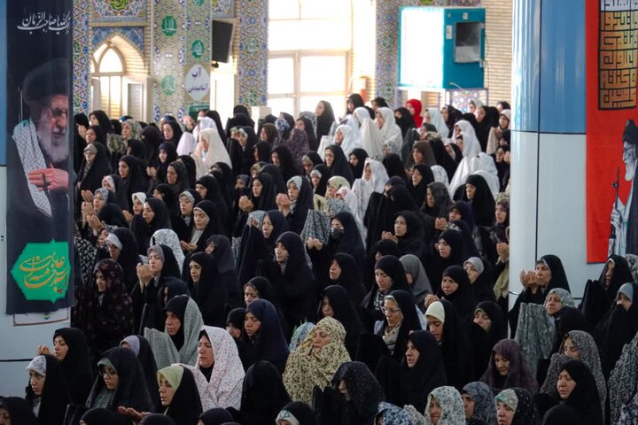 امام جمعه کرمان: وحدت ملت ایران کوهی استوار در برابر حوادث است