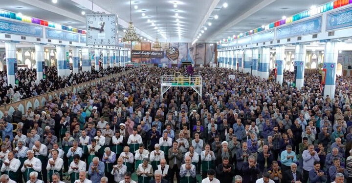 امام جمعه کرمان: وحدت ملت ایران کوهی استوار در برابر حوادث است