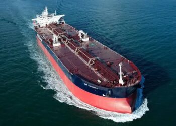 اَبَرنفت‌ کش ایرانی FELICITY با مجوز OFAC در هند پهلو گرفت